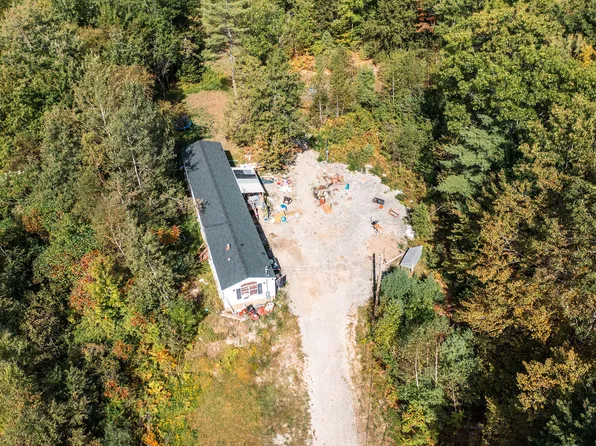 15 Dustin Drive, Sabattus, ME 04280