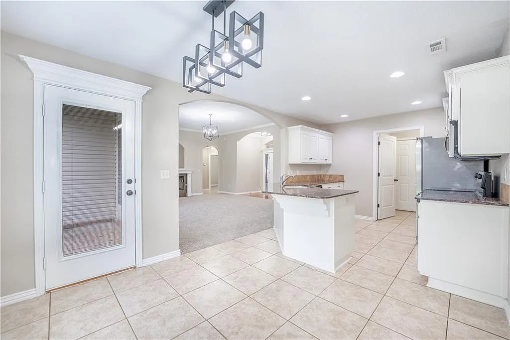 3 bed, 1508 sqft, $1,850 — Photo 3