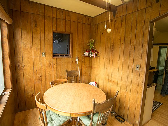 Breakfast Nook