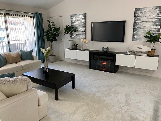 2nd image of 465 Boston Tpke #2B-2Ba-1012Sqft