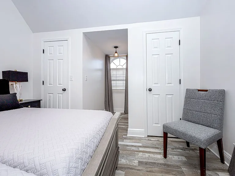 1102 Stanfield Point Rd — Photo 14