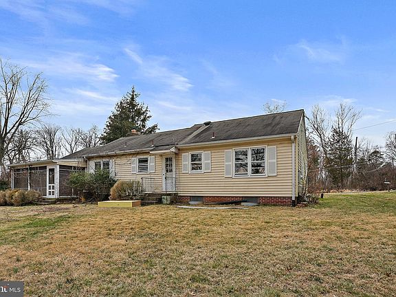 4th image of 13305 Southwood Dr