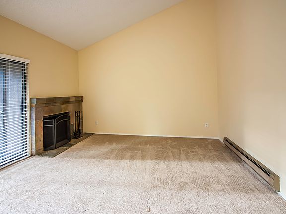 5th image of 19814 15th Ave NE APT 308