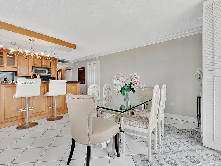 5555 Collins Ave #16A — Photo 9