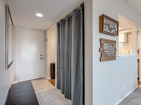 5th image of 920 Vose Dr APT 406