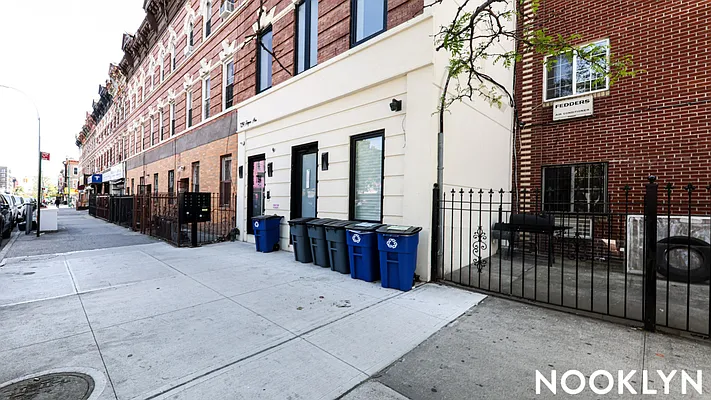 Rented by Nooklyn NYC LLC | media 30