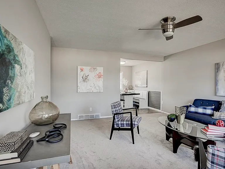 367 Ellen Ave — Photo 5