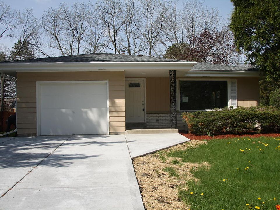 1st image of 7051 N Ardara Ave