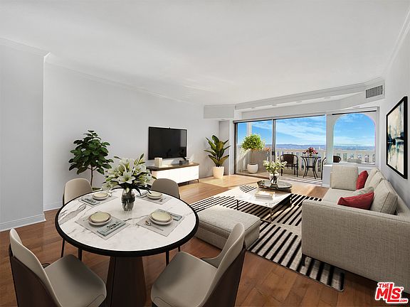3rd image of 999 N Doheny Dr APT 809
