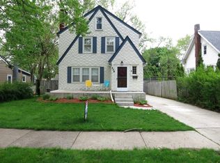 608 Fenton St, Lansing, MI 48910
