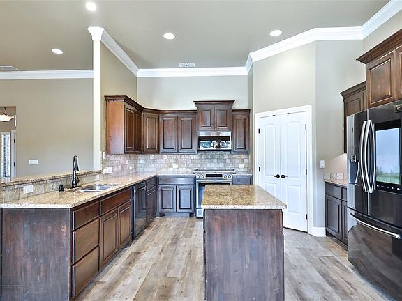 4th image of 5041 Velta Ln