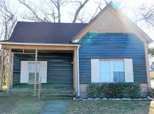 530 W Hull St, Denison, TX 75020
