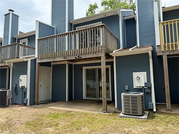 3rd image of 2103 Pier Point Pl
