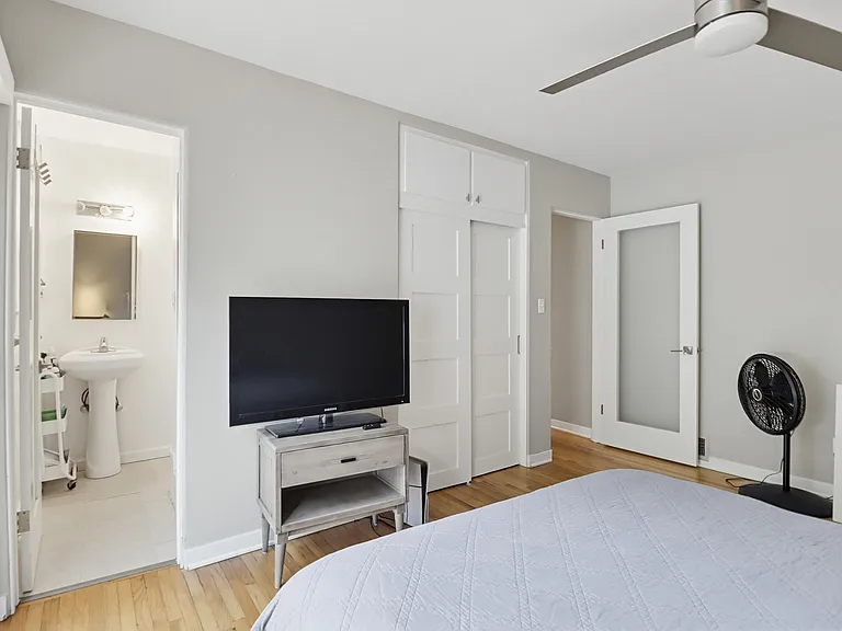 7372 Stanford Ave — Photo 12