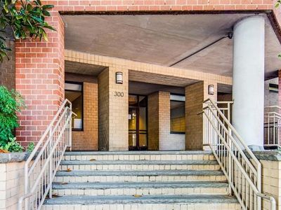300 Newark St APT 4H, Hoboken, NJ, 07030