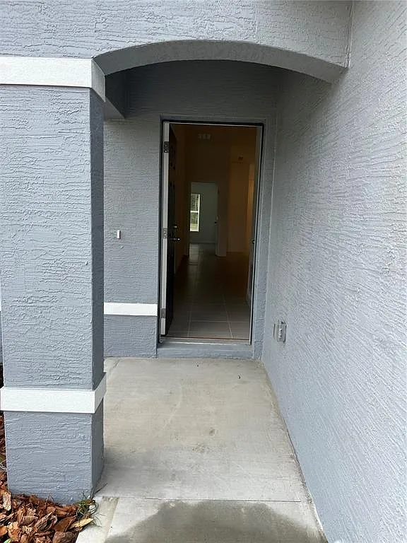 3 bed, 2.0 bath, 1213 sqft, $1,700 — Photo 3