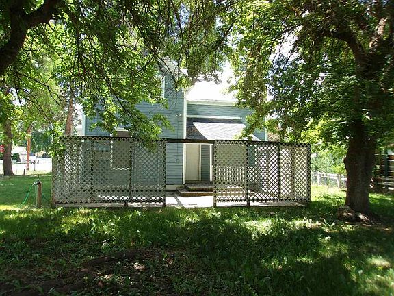 4th image of 101 Carlock St