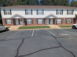 1744 14th St NE #C, Hickory, NC 28601