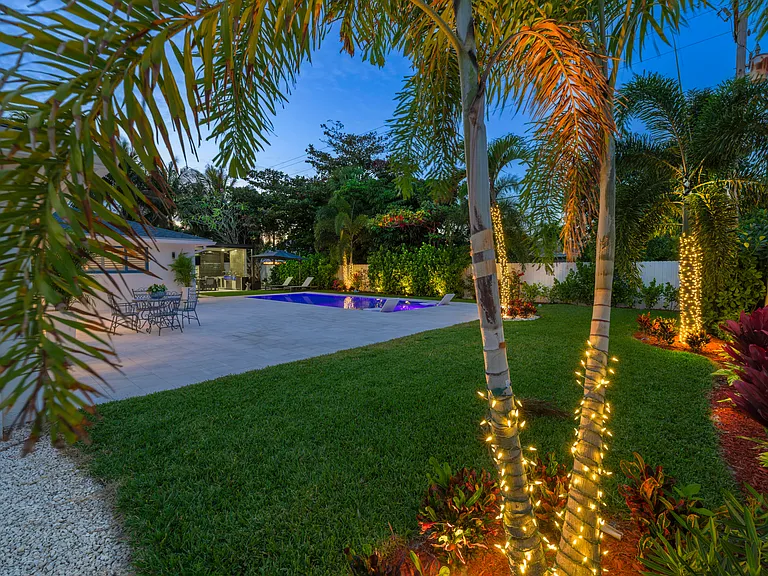 3255 Lakeview Blvd — Photo 33