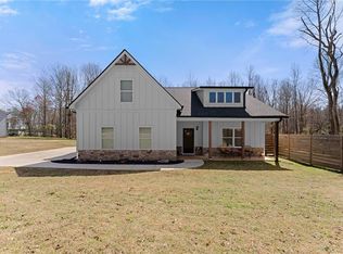149 Pleasantdale Dr, Demorest, GA 30535