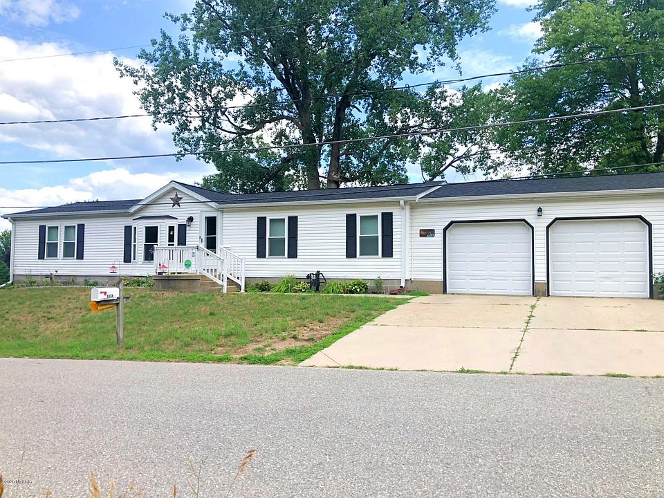 1st image of 9834 S Clearwater St