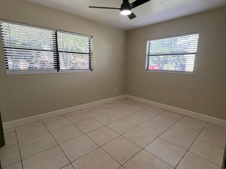 730 Glade Rd — Photo 27