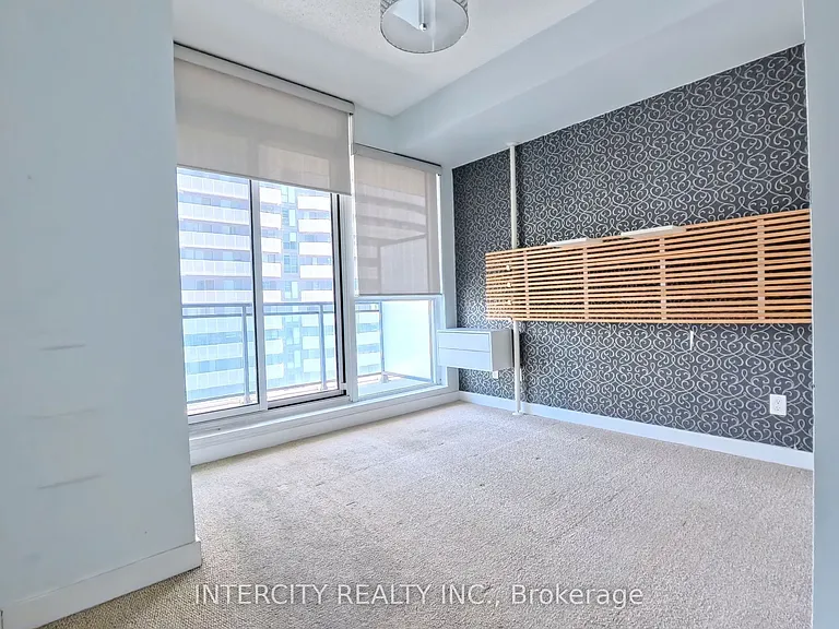 4070 Confederation Pkwy #1009 — Photo 11