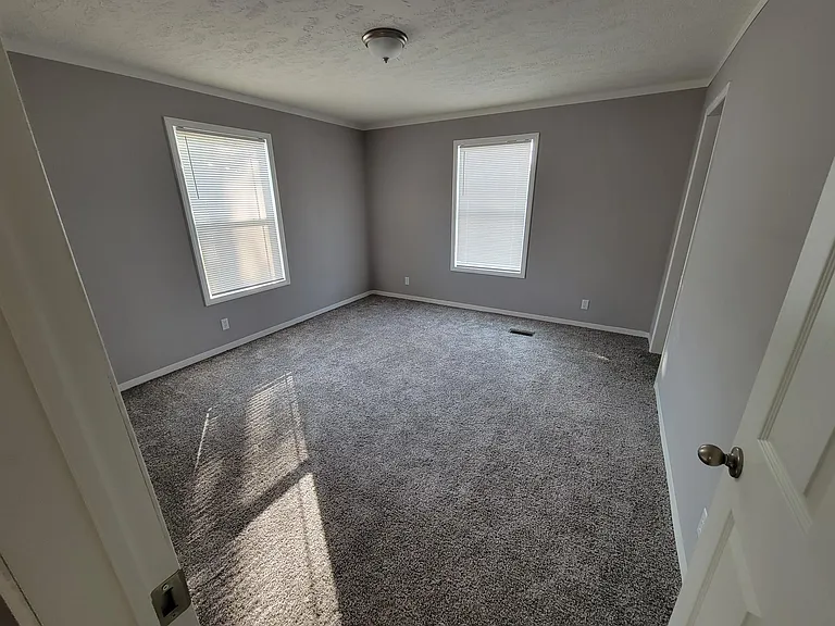 Amherst Ridge — Photo 38
