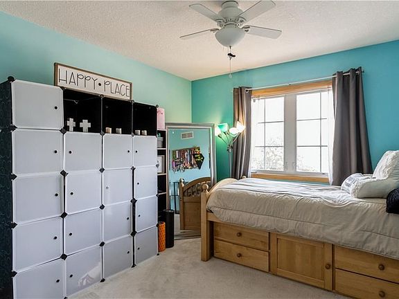 3rd image of 9809 Biscayne Dr