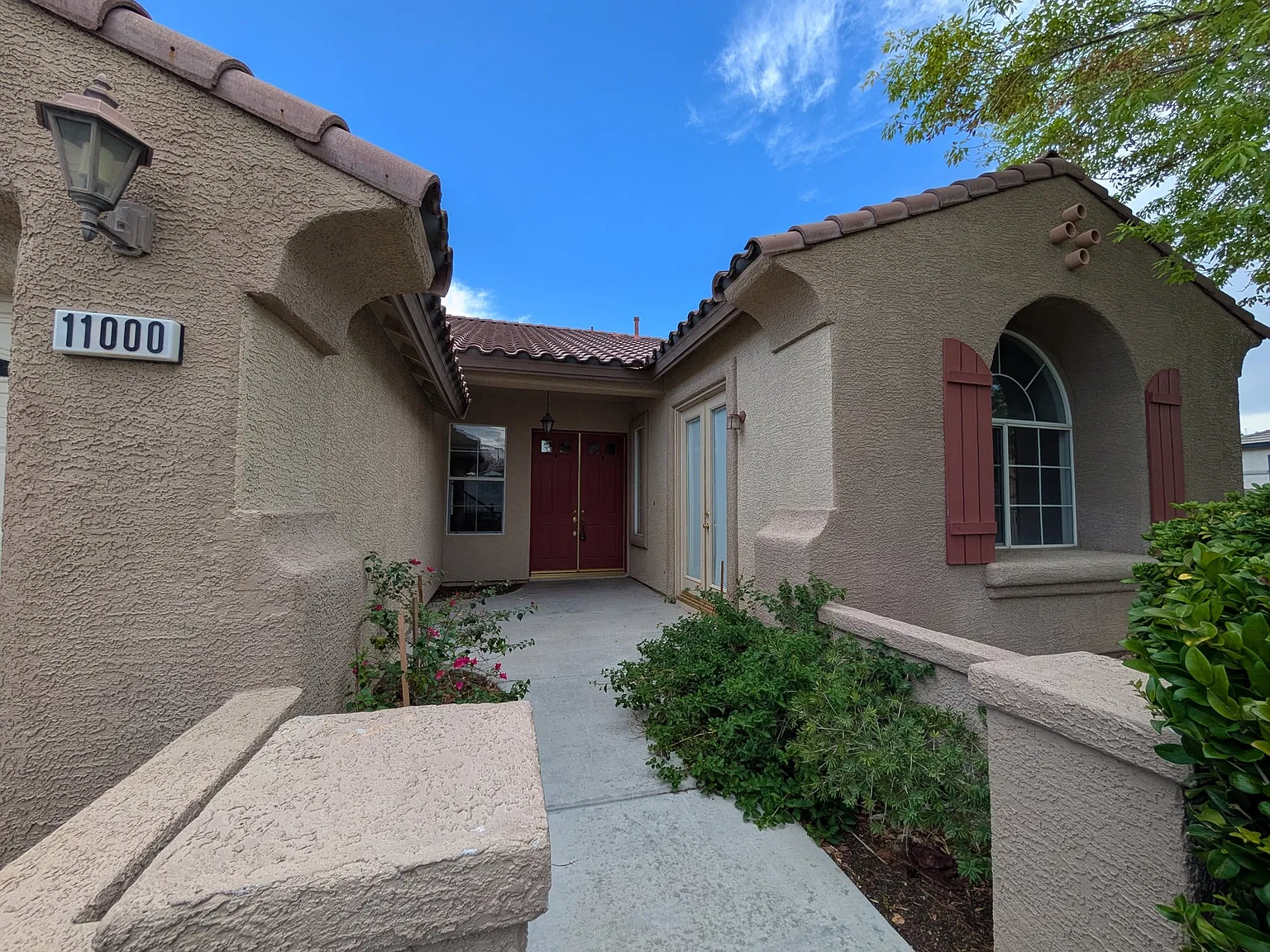 4 bed, 3188 sqft, $3,400 — Photo 4