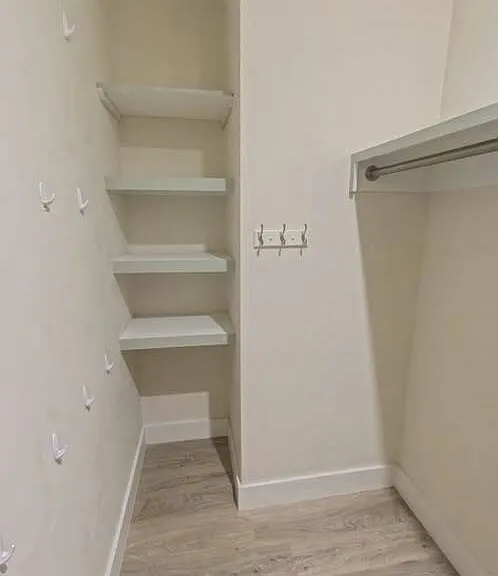405 B St — Photo 19