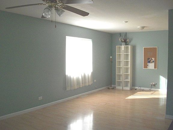 4th image of 14726 S Mozart Ave