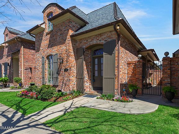 3rd image of 208 Elysian Fields Dr