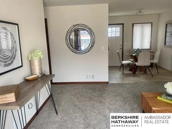 7433 Hascall St, Omaha, NE 68124