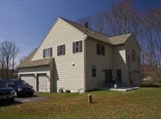 135 Smokestown Rd, Reinholds, PA 17569