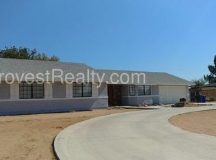 13775 Mohawk Rd, Apple Valley, CA 92307