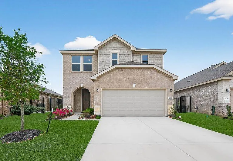 4821 Sun Falls Dr — Photo 1
