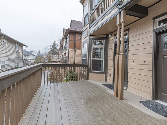 4th image of 410 S Hemlock St #410