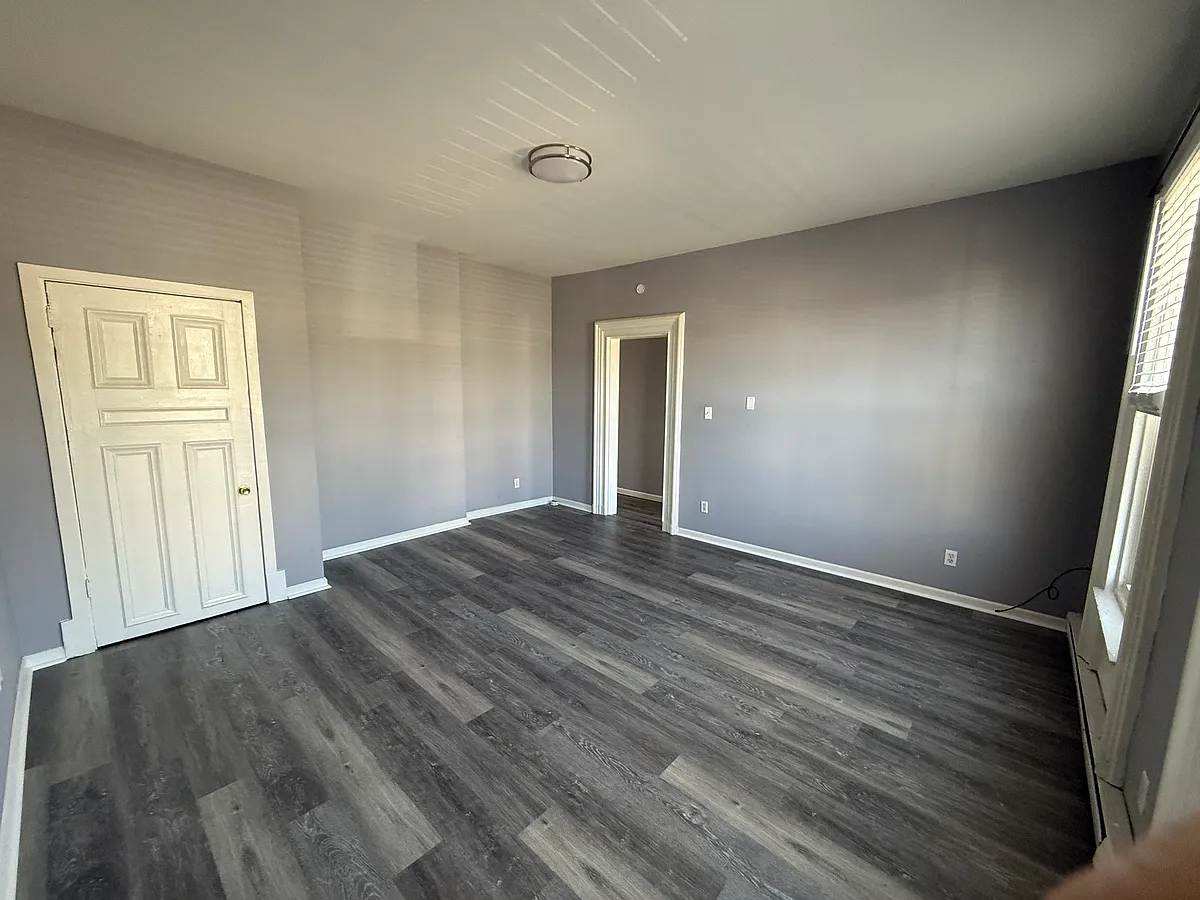 Building Photo - 530 California Ave #1