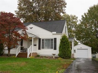 628 E Lake Ave, Barberton, OH
