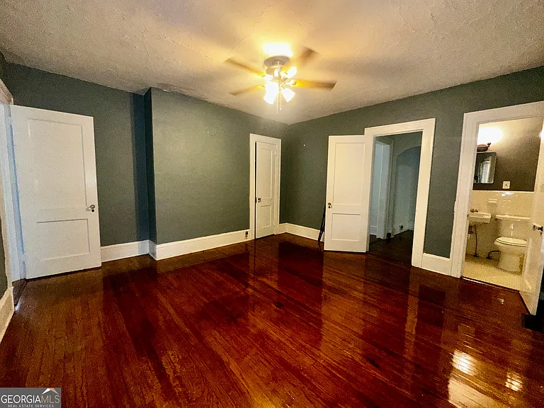 138 Desoto Pl — Photo 17