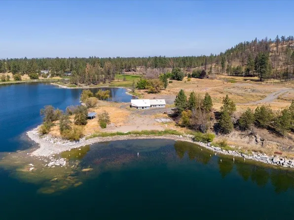 9212 S Silver Lake Rd, Medical Lake, WA 99022