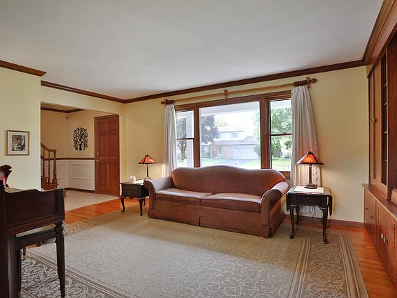 3rd image of 1506 Denbigh Dr