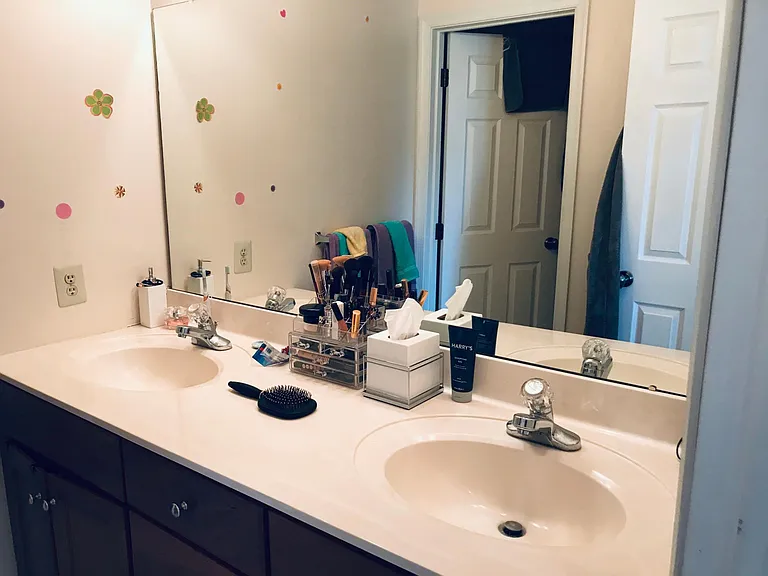 34 Brewster Dr — Photo 17