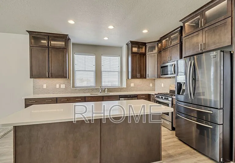 7852 S 5440 W — Photo 3