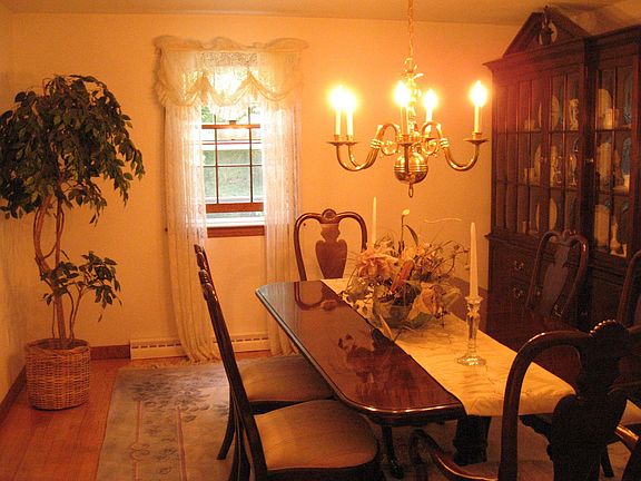 Large Dinning Room area