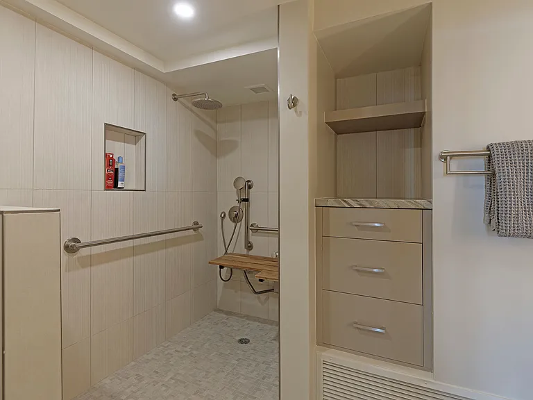 500 W Harbor Dr #1020 — Photo 19