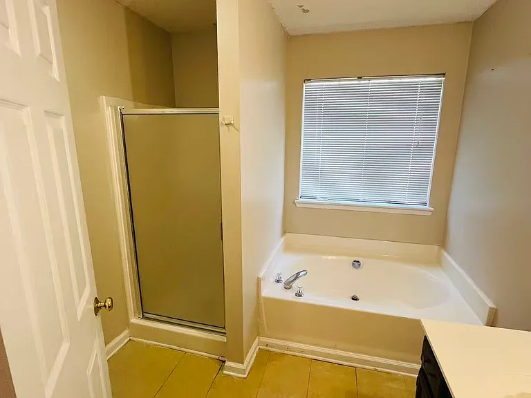 1617 Vinebrook Ter NW — Photo 17