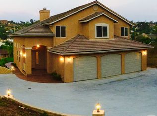 9004 Creekford Dr, Lakeside, CA 92040