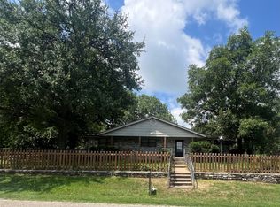 2708 Cedarhill St, Granbury, TX 76048